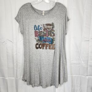 Acting Pro Gray Graphic Nightgrown - Life Begins After Coffee